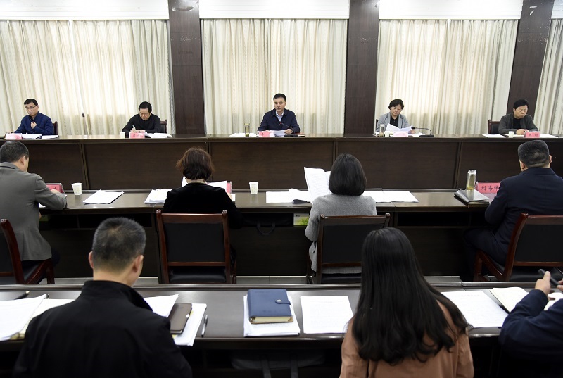 李宽主持召开县委常委会第39次会议 - 宁强县人民政府